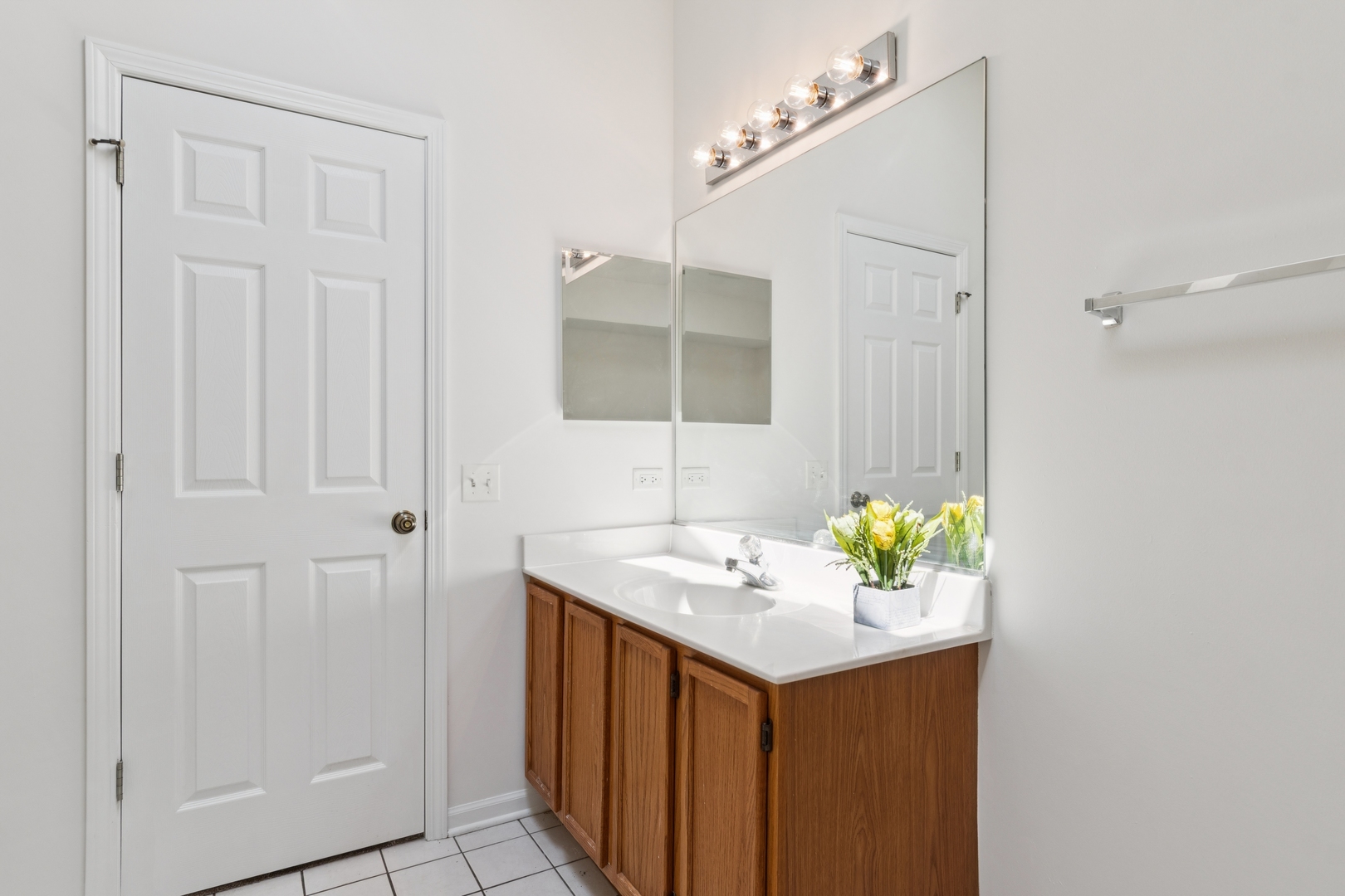 2611 Cedar Glade Drive #204, Naperville, IL 60564