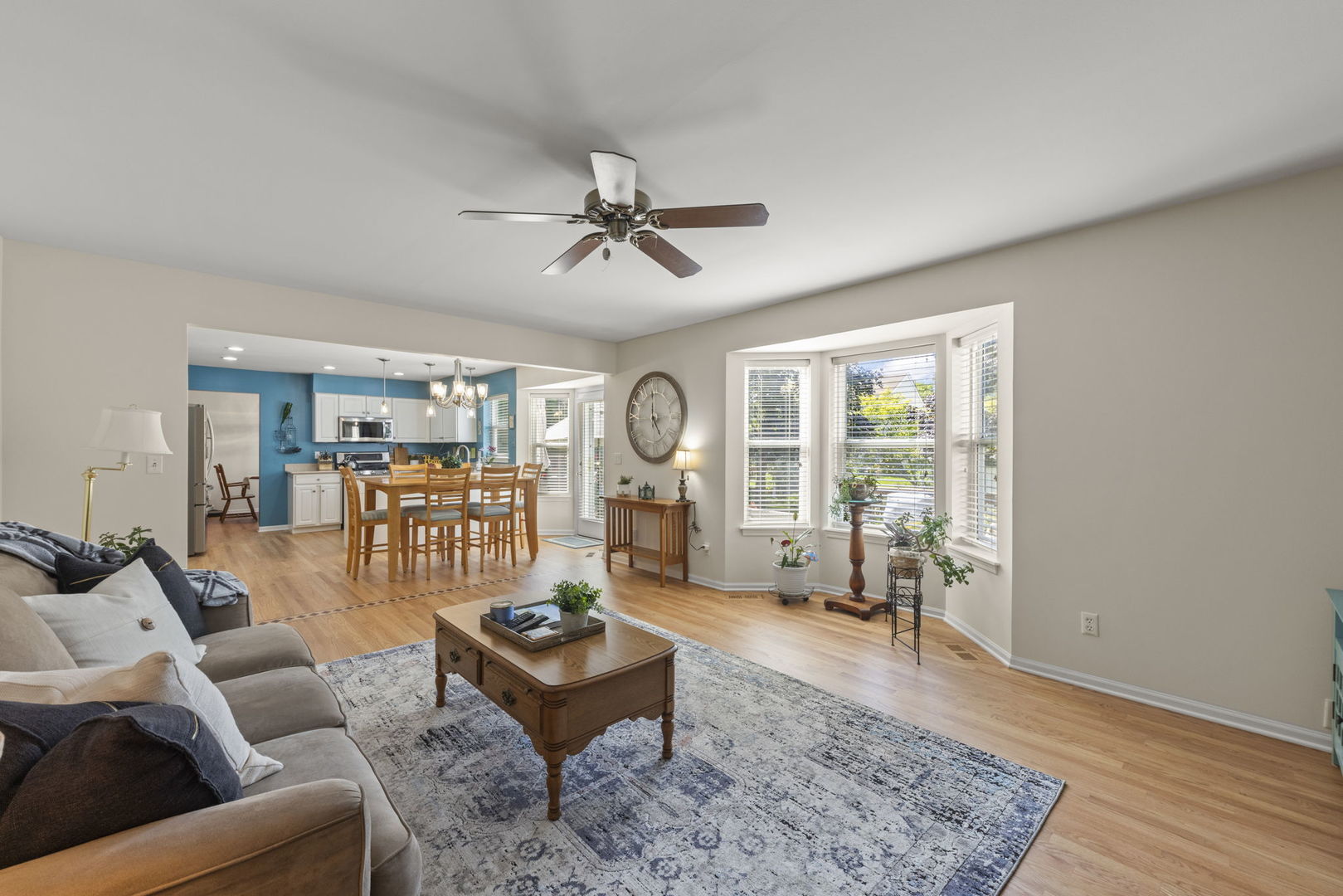 3115 Compton Road, Aurora, IL 60504