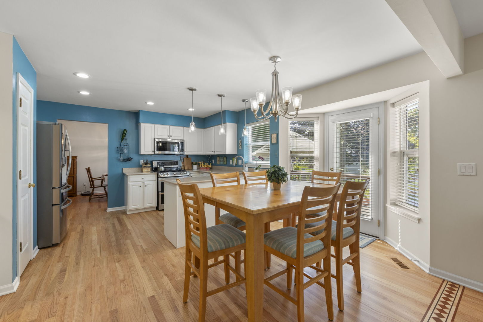 3115 Compton Road, Aurora, IL 60504