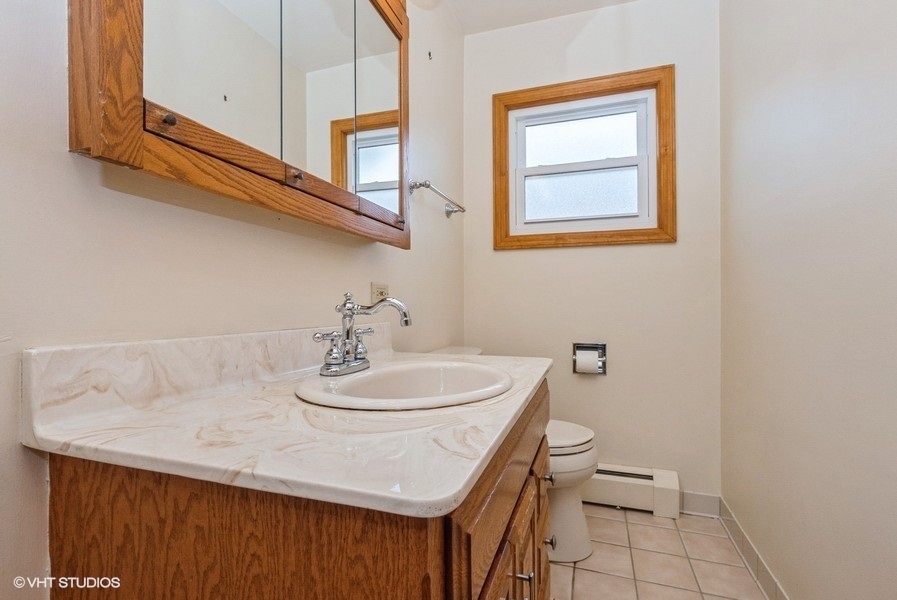 10012 S Komensky Avenue, Oak Lawn, IL 60453