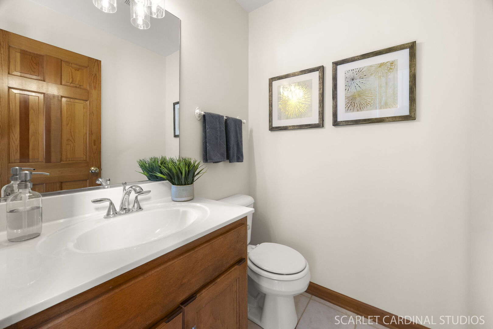 222 Woodboro Drive, West Chicago, IL 60185