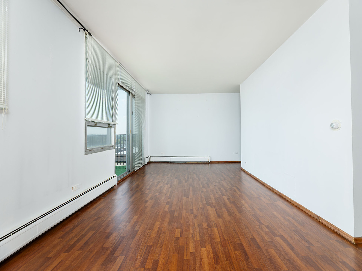 9001 Golf Road #10D, Des Plaines, IL 60016