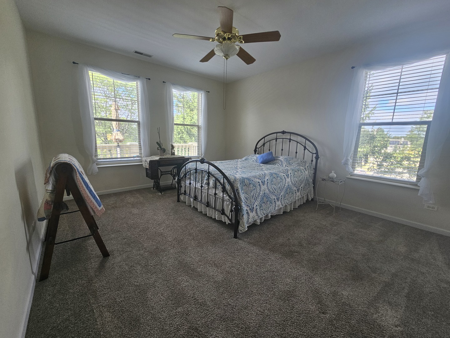 34451 N Old Walnut Circle #302, Gurnee, IL 60031