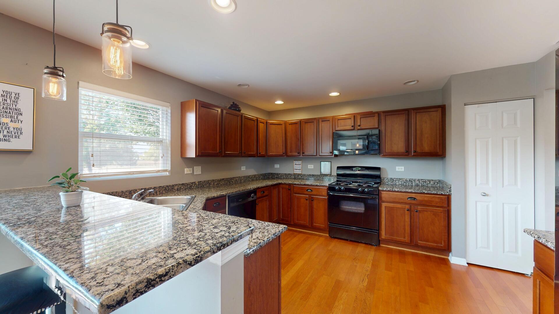 2288 Grande Trail Court, Yorkville, IL 60560