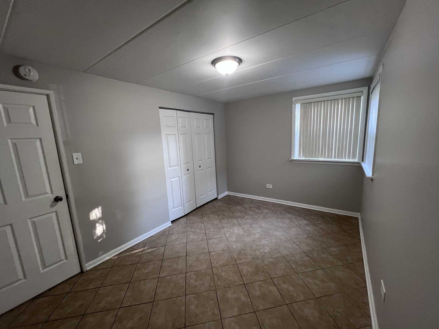 10931 S LLOYD Drive #1B, Worth, IL 60482