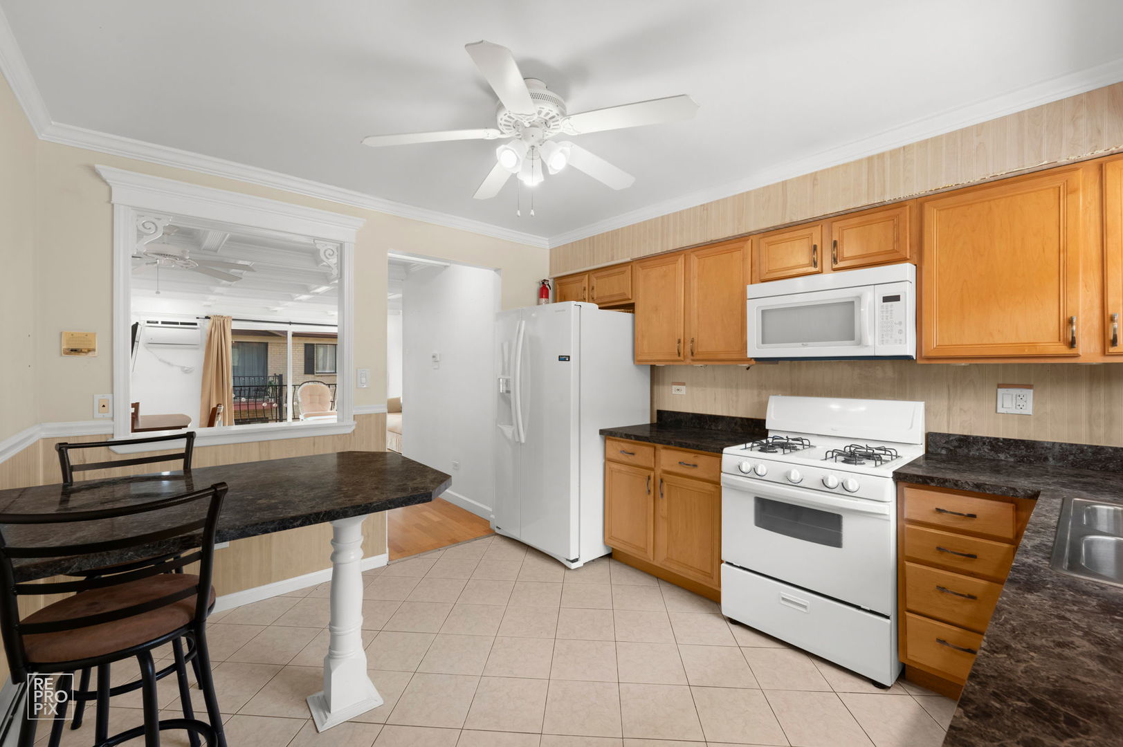 5151 N East River Road #331D, Chicago, IL 60656