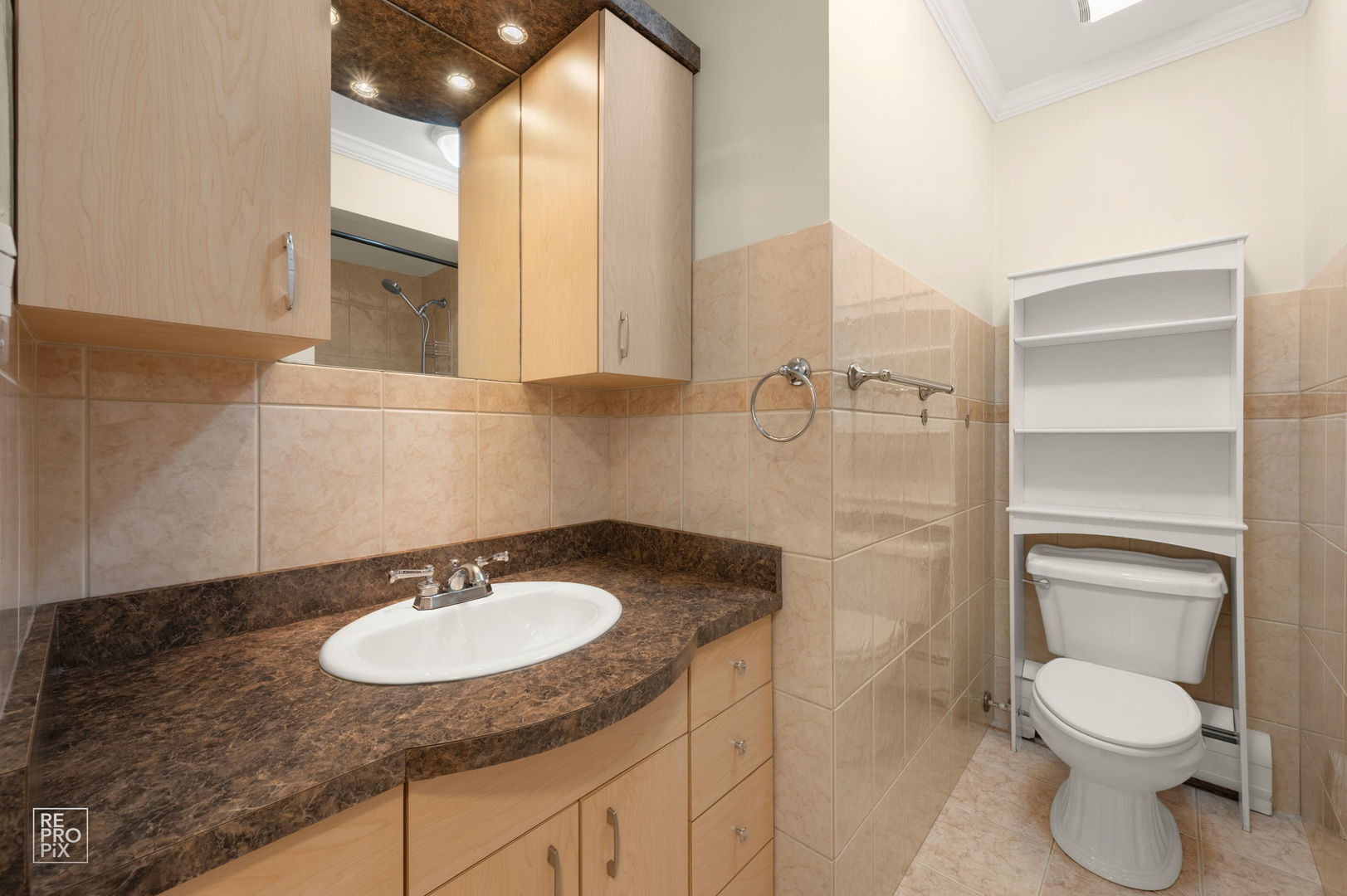 5151 N East River Road #331D, Chicago, IL 60656