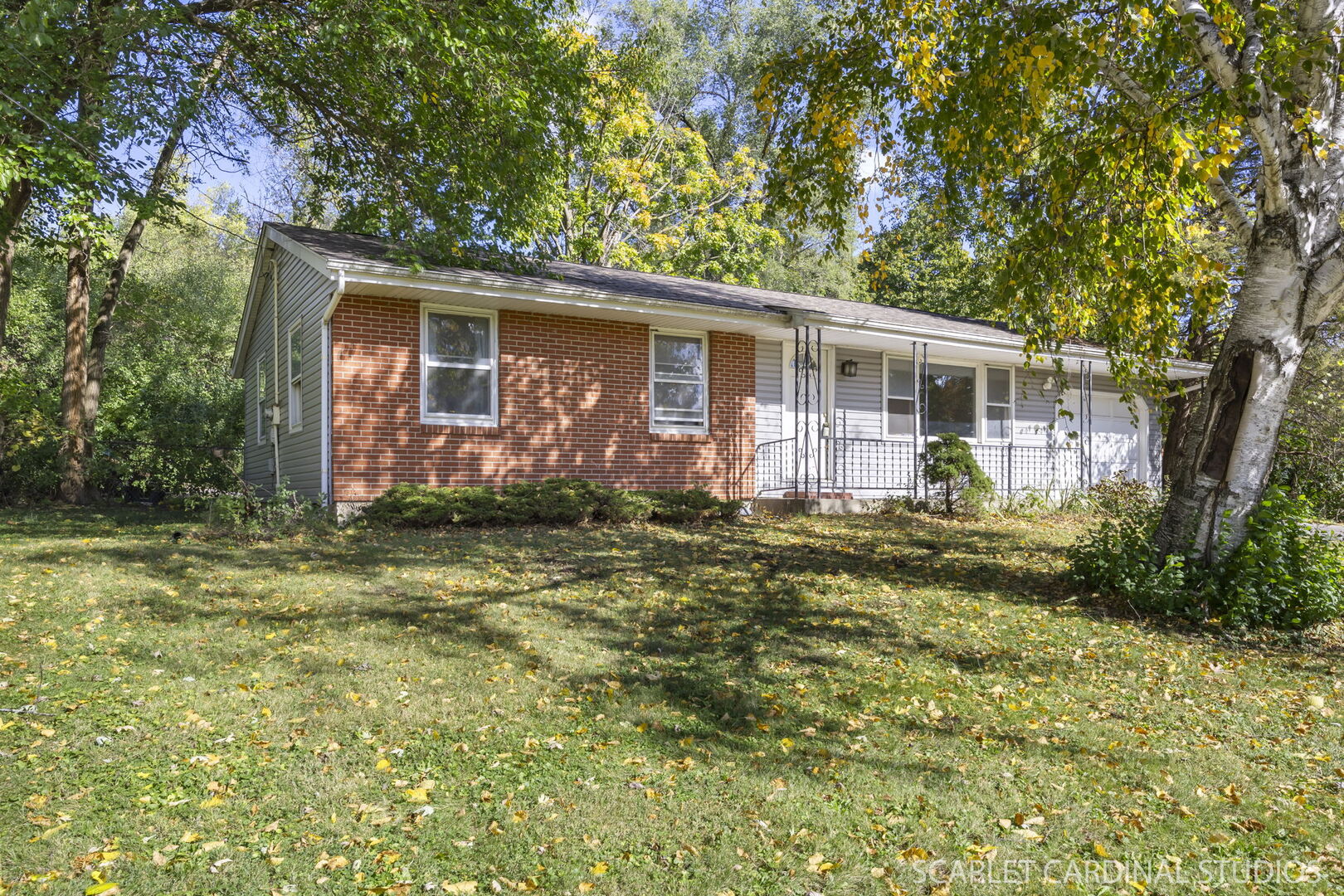 27W300 Beecher Avenue, Winfield, IL 60190
