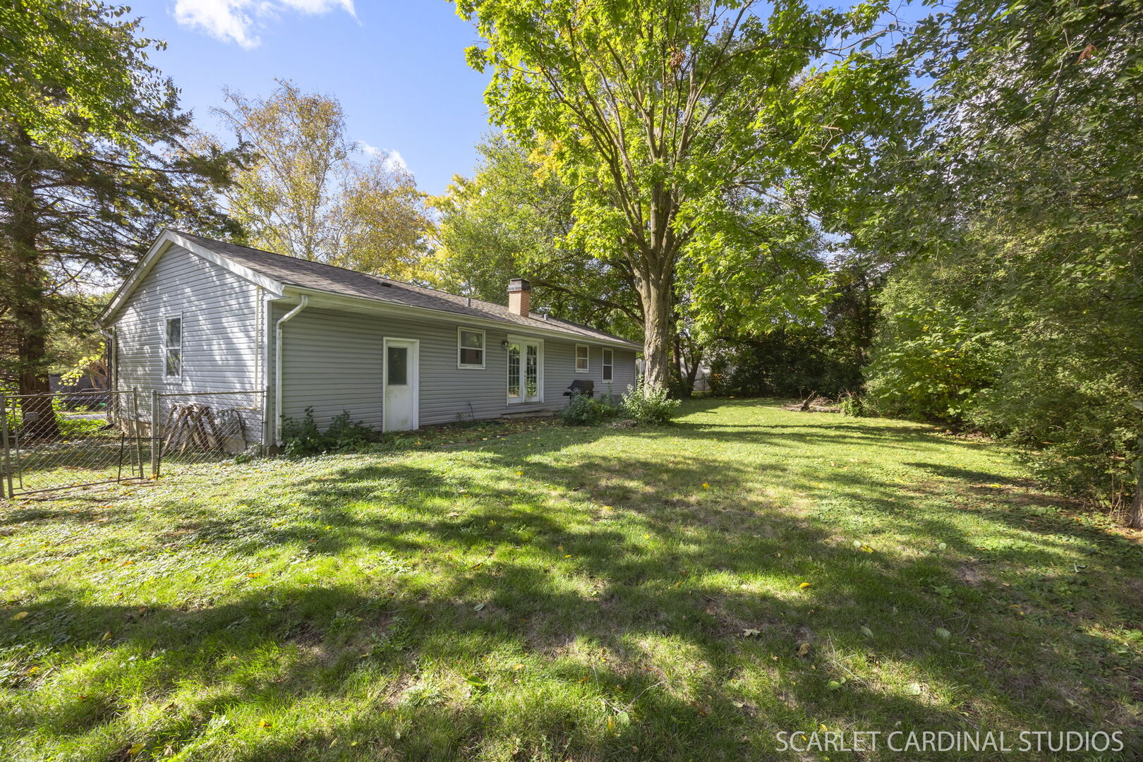 27W300 Beecher Avenue, Winfield, IL 60190