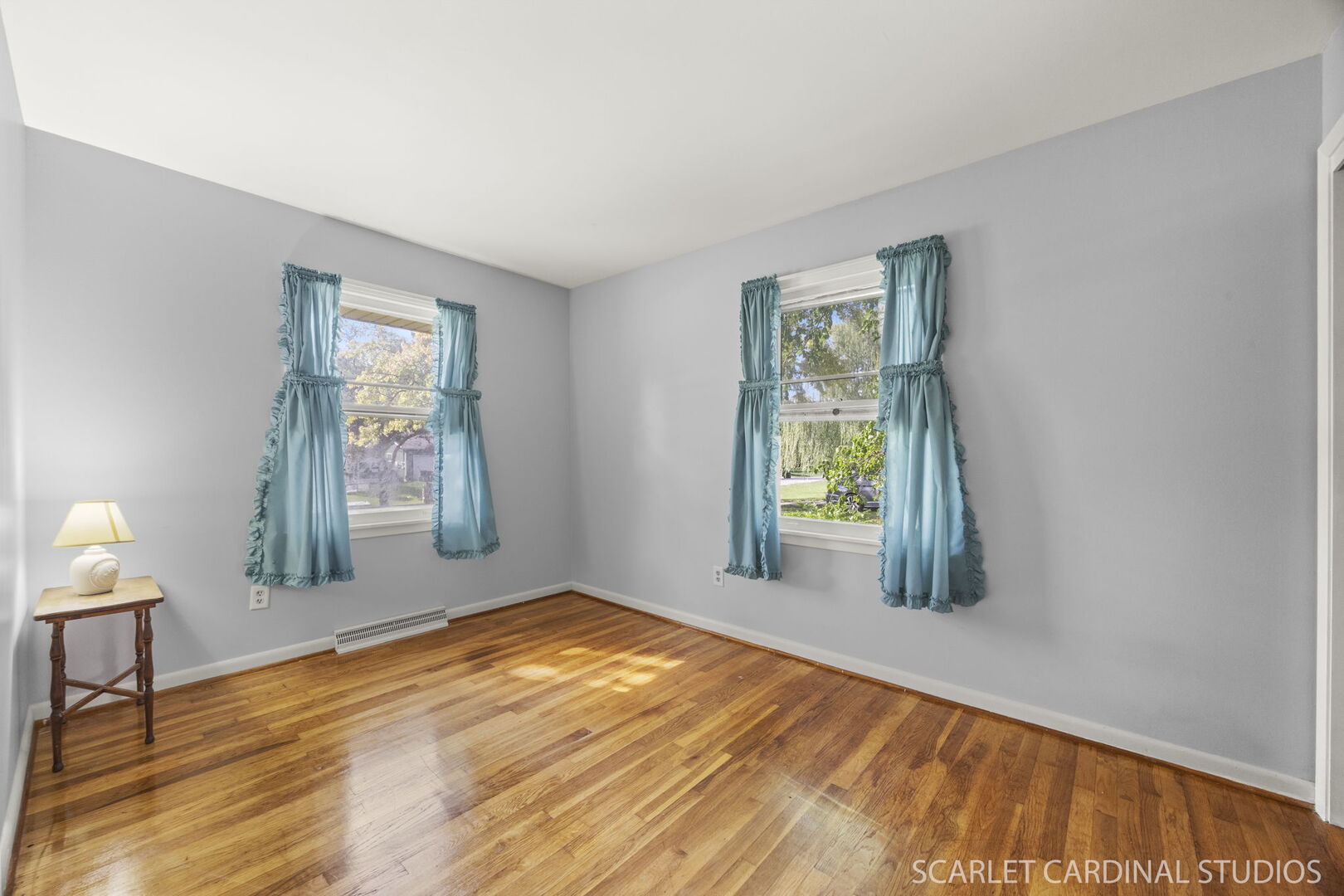 27W300 Beecher Avenue, Winfield, IL 60190