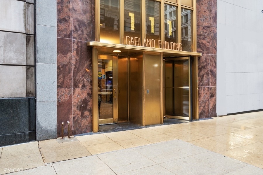 111 N Wabash Avenue #1221, Chicago, IL 60602
