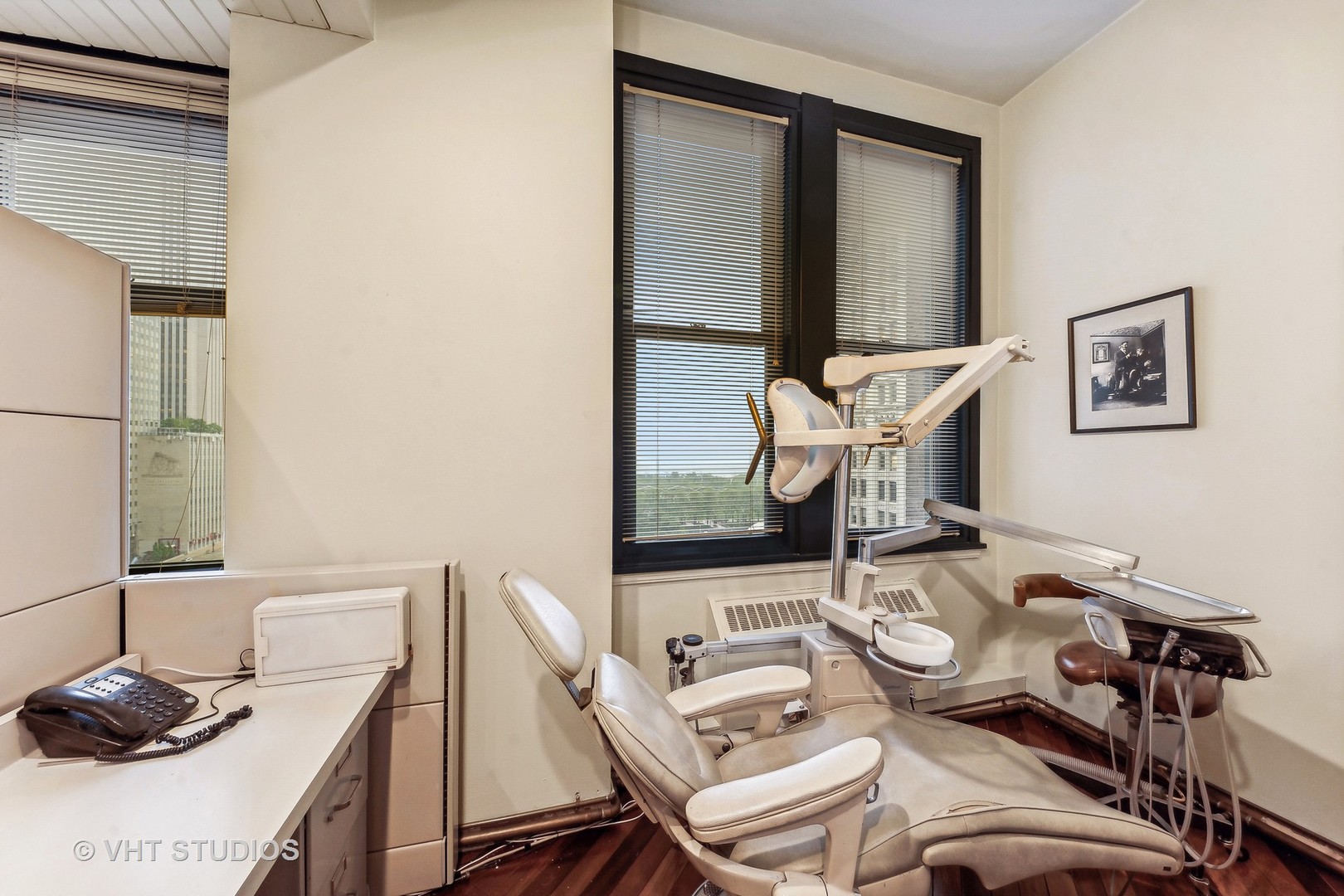 111 N Wabash Avenue #1220, Chicago, IL 60602