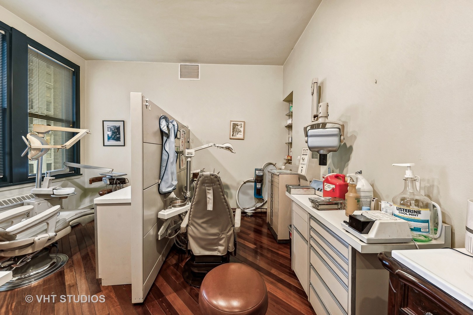111 N Wabash Avenue #1220, Chicago, IL 60602
