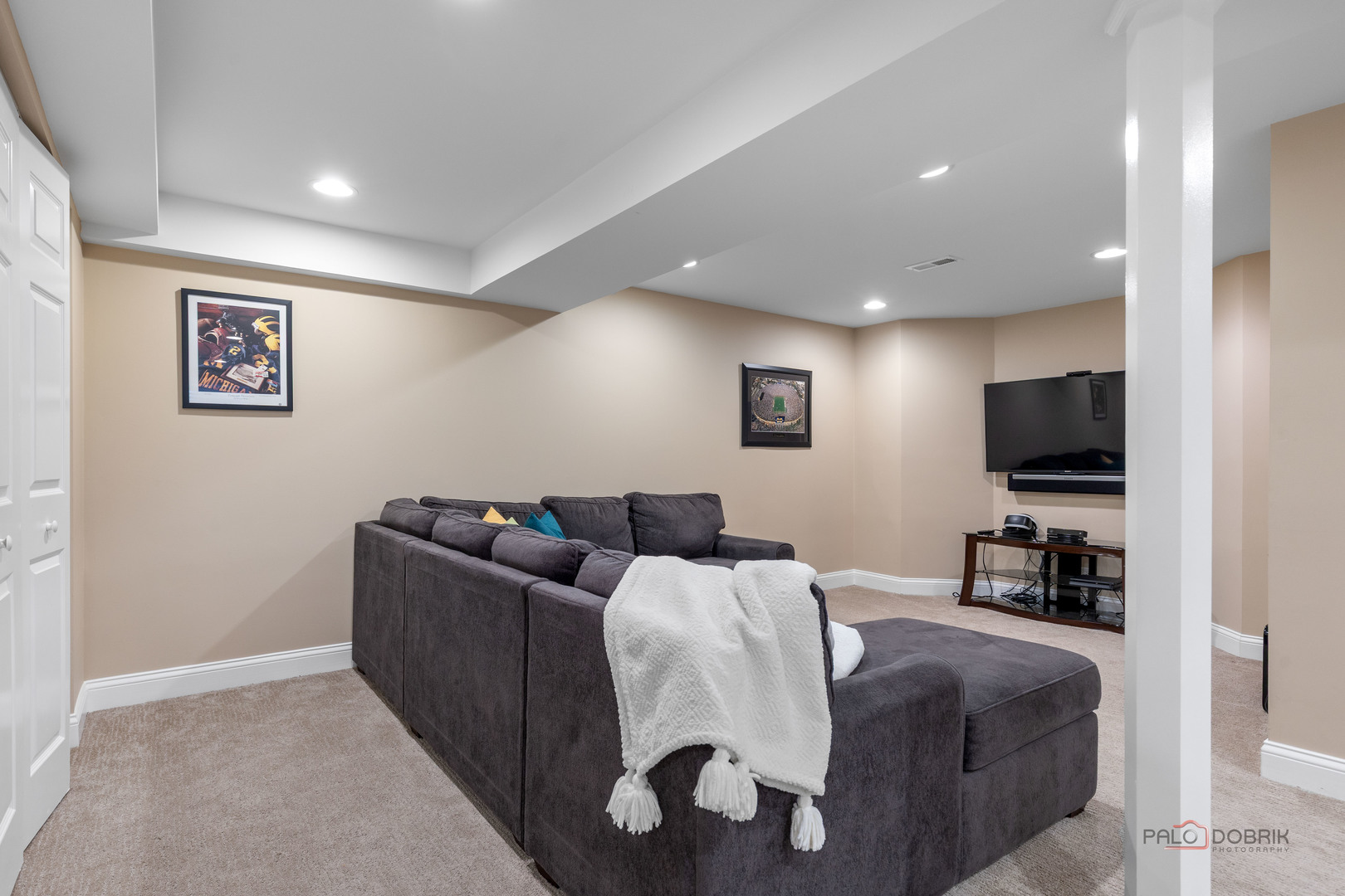 1726 Shoal Creek Terrace, Vernon Hills, IL 60061