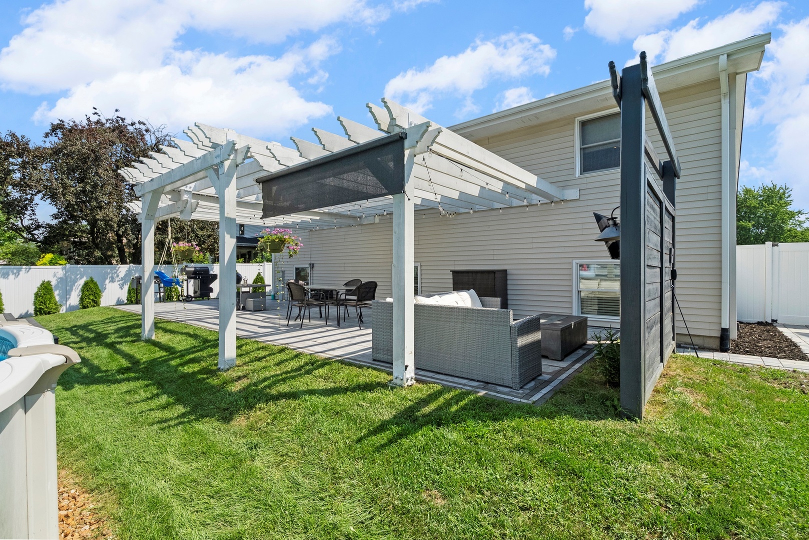 805 Stonegate Road, New Lenox, IL 60451