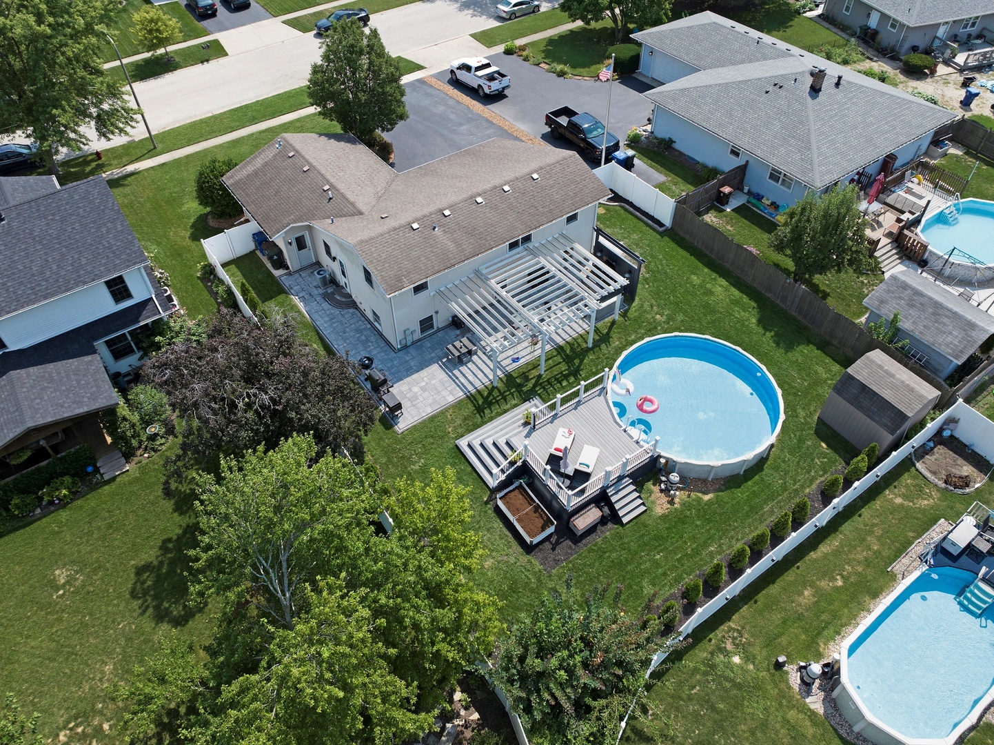 805 Stonegate Road, New Lenox, IL 60451