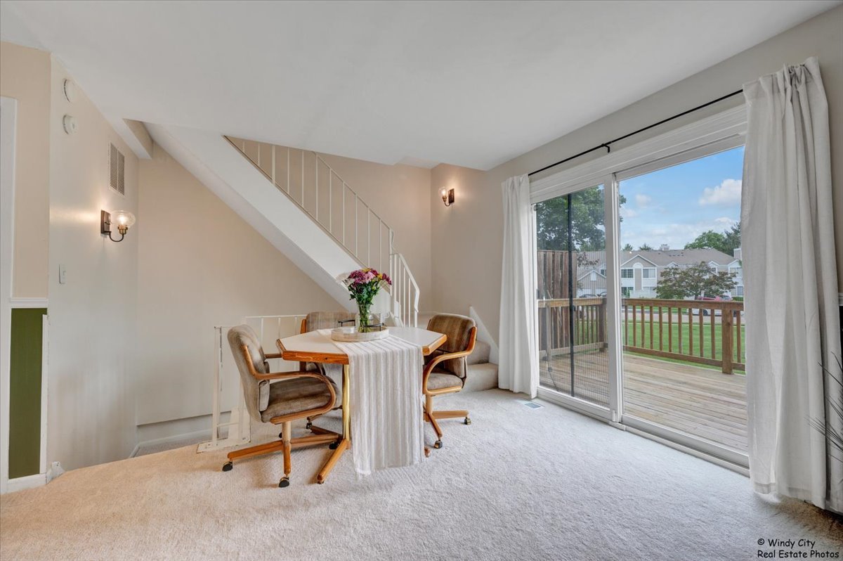 309 Peppertree Lane, Aurora, IL 60504