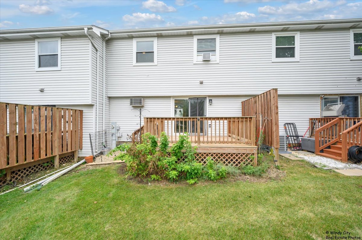 309 Peppertree Lane, Aurora, IL 60504