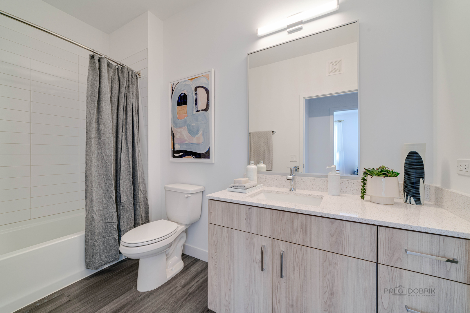 750 Hawthorn Row #3202, Vernon Hills, IL 60061