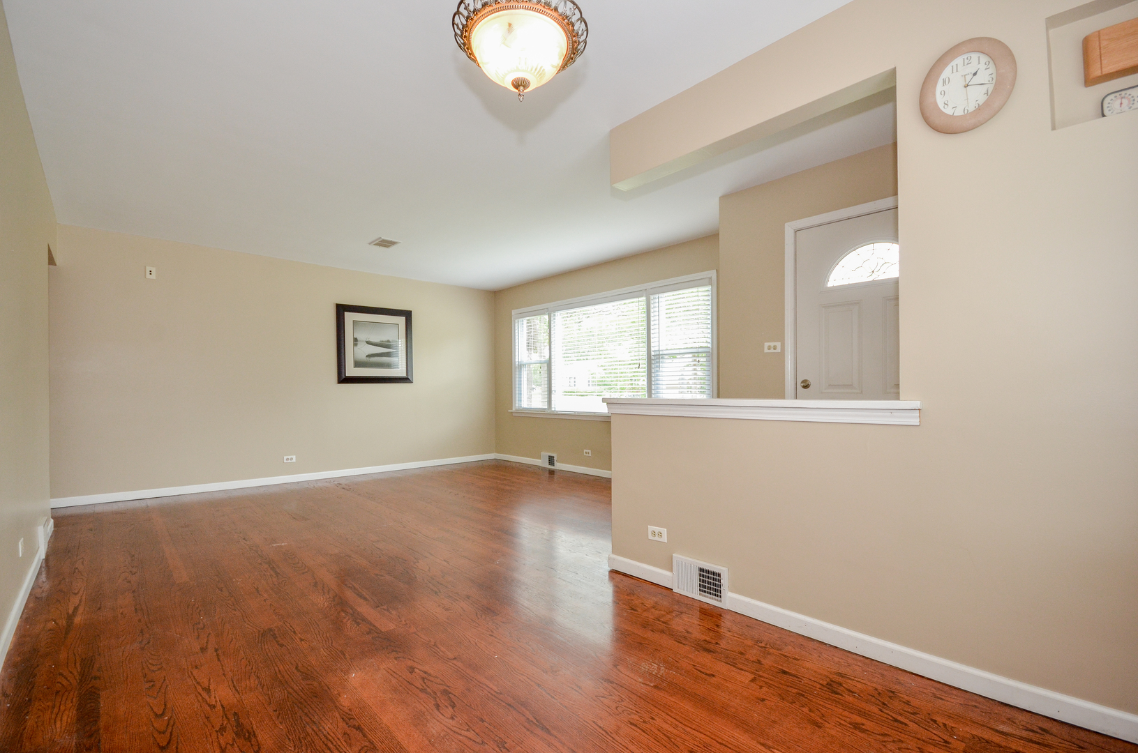 812 Highland Avenue, Glen Ellyn, IL 60137