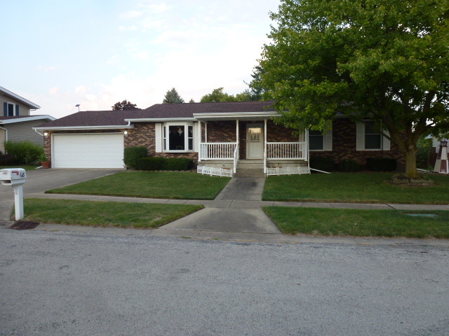 68 Somerset Drive, Clinton, IL 61727