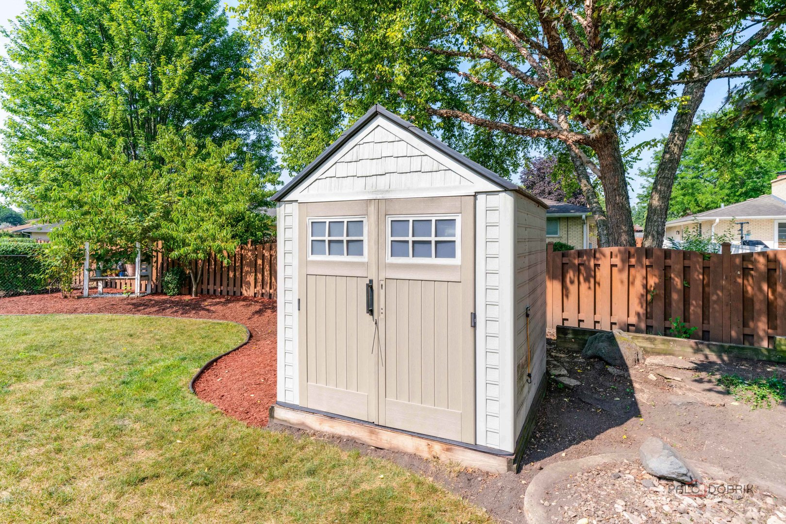 1806 N Laurel Drive, Mount Prospect, IL 60056