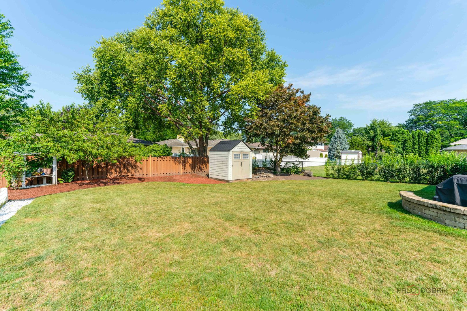 1806 N Laurel Drive, Mount Prospect, IL 60056