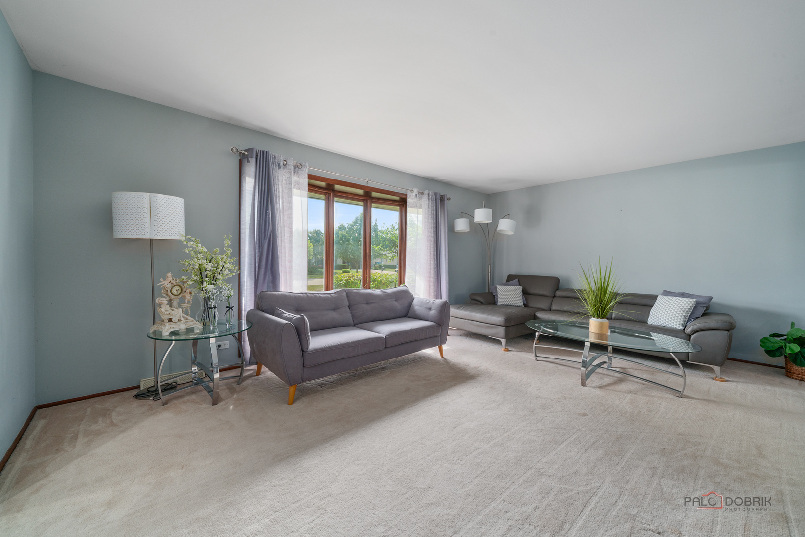 1806 N Laurel Drive, Mount Prospect, IL 60056
