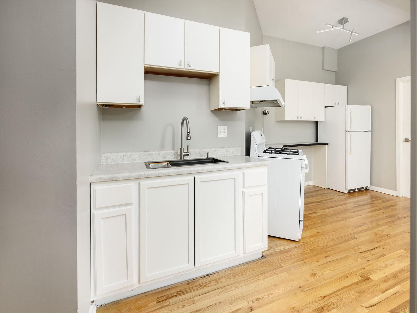 1303 W Ohio Street, Chicago, IL 60642