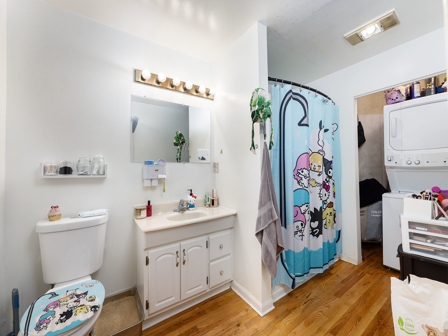 1303 W Ohio Street, Chicago, IL 60642