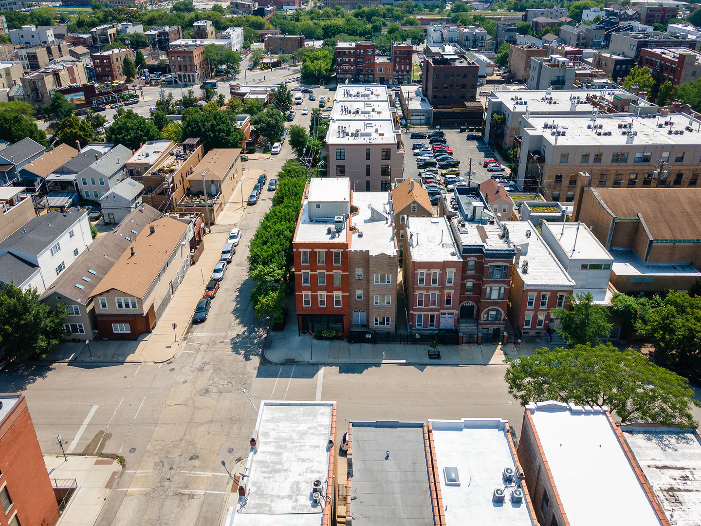 1303 W Ohio Street, Chicago, IL 60642
