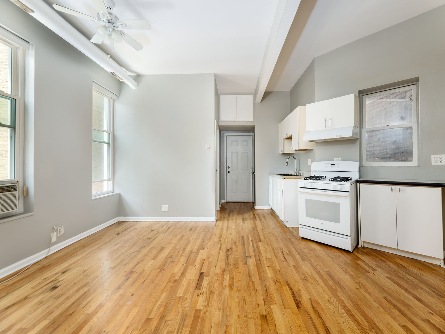 1303 W Ohio Street, Chicago, IL 60642