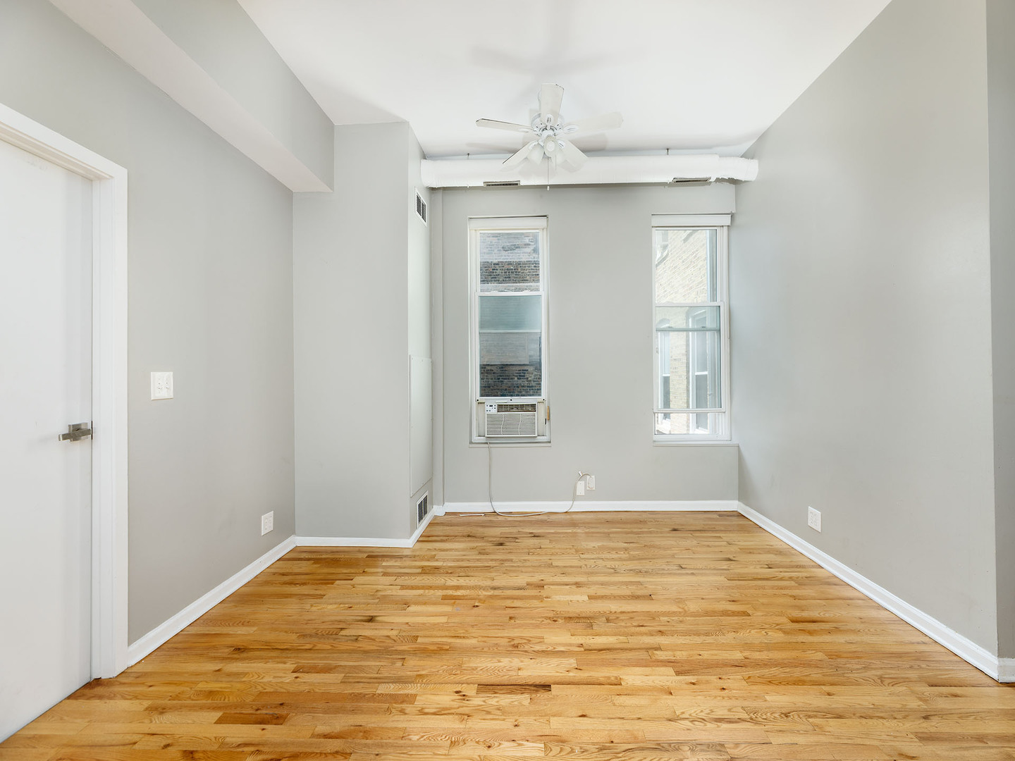 1303 W Ohio Street, Chicago, IL 60642