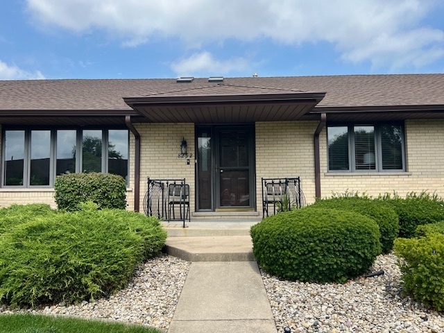 8252 Aspen Lane #35-71, Tinley Park, IL 60477
