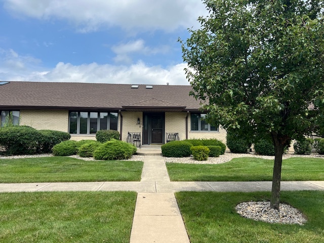 8252 Aspen Lane #35-71, Tinley Park, IL 60477