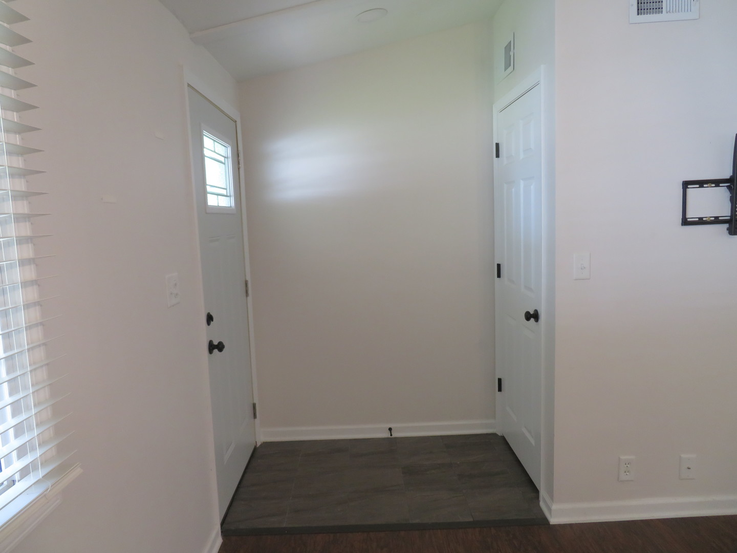 1310 Mabel Court, Morris, IL 60450