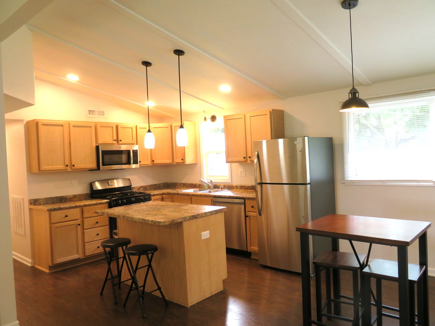 1310 Mabel Court, Morris, IL 60450