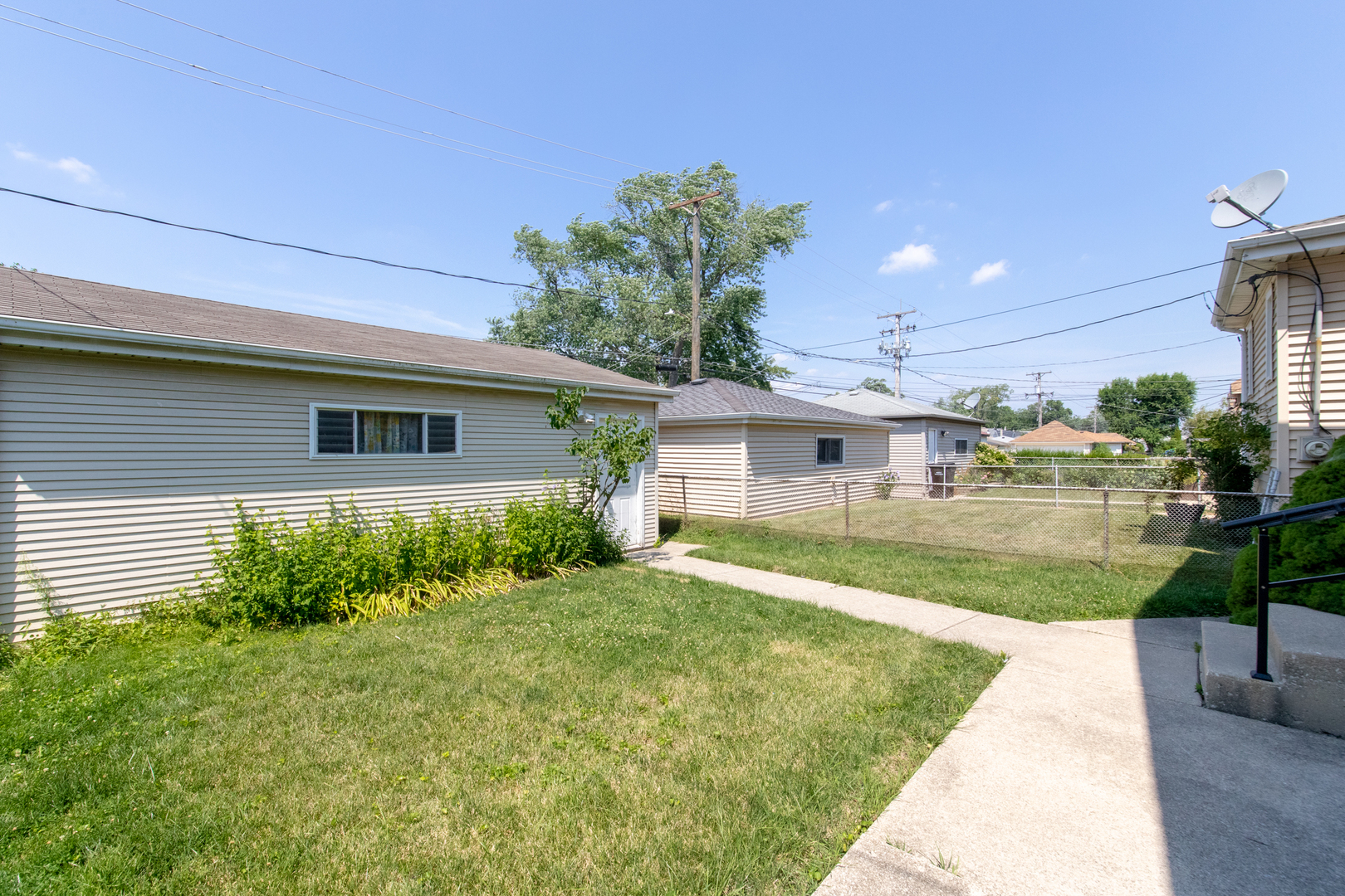4042 N Overhill Avenue, Norridge, IL 60706