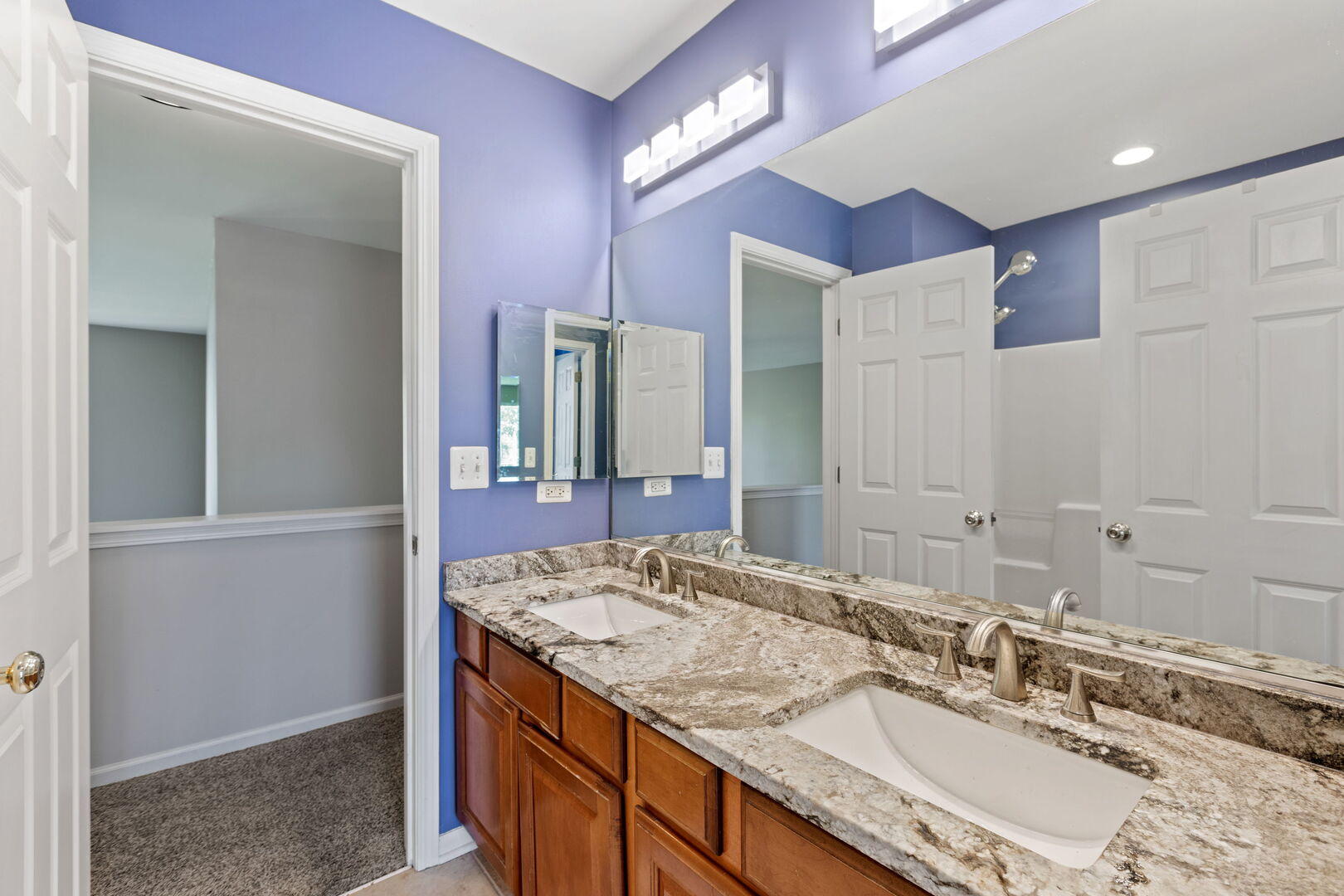 1188 Ridgewood Circle, Lake In The Hills, IL 60156