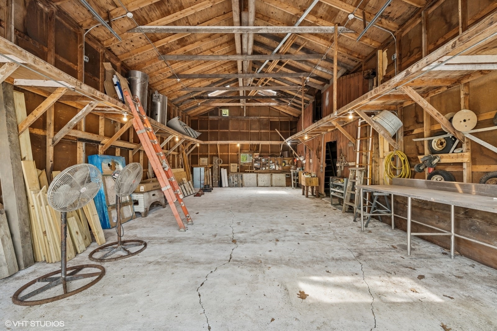 184 A River Road, Lake Barrington, IL 60010