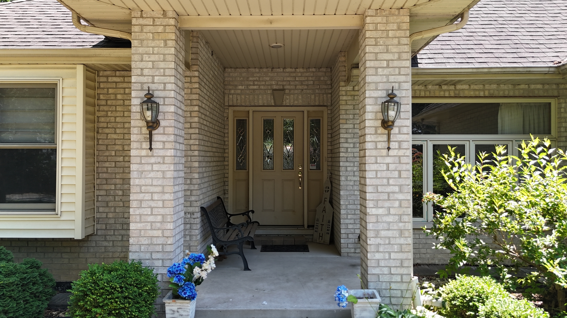 630 Huntley Terrace, Crete, IL 60417