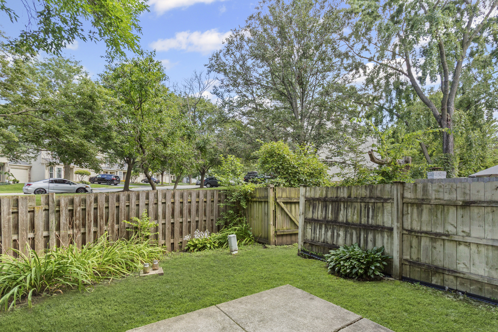 1974 Loomes Avenue, Downers Grove, IL 60516