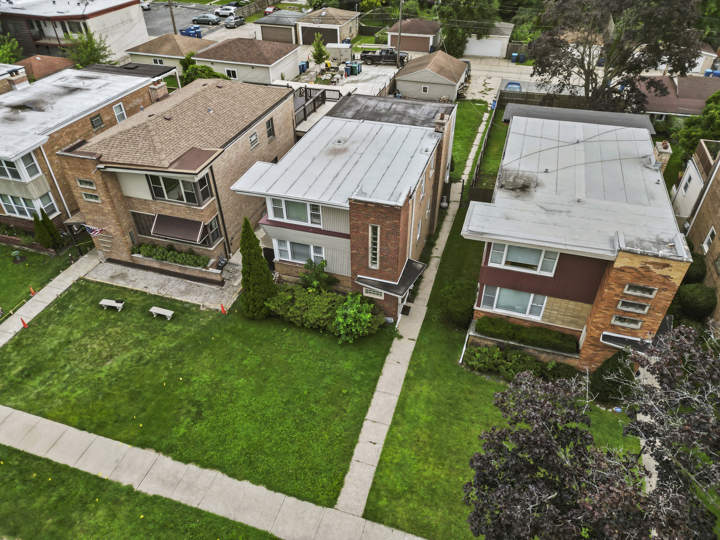 900 Dunlop Avenue, Forest Park, IL 60130