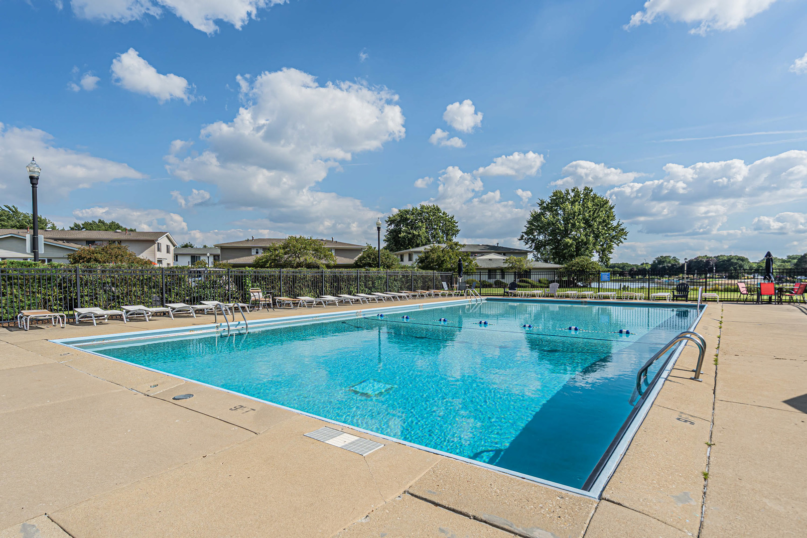 207 KENDRICK Court #207, Schaumburg, IL 60194