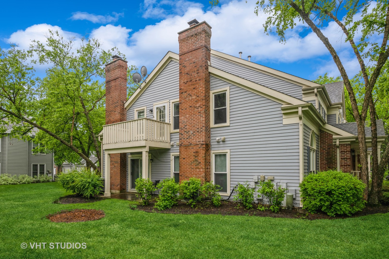 1949 N Charter Point Drive #0, Arlington Heights, IL 60004