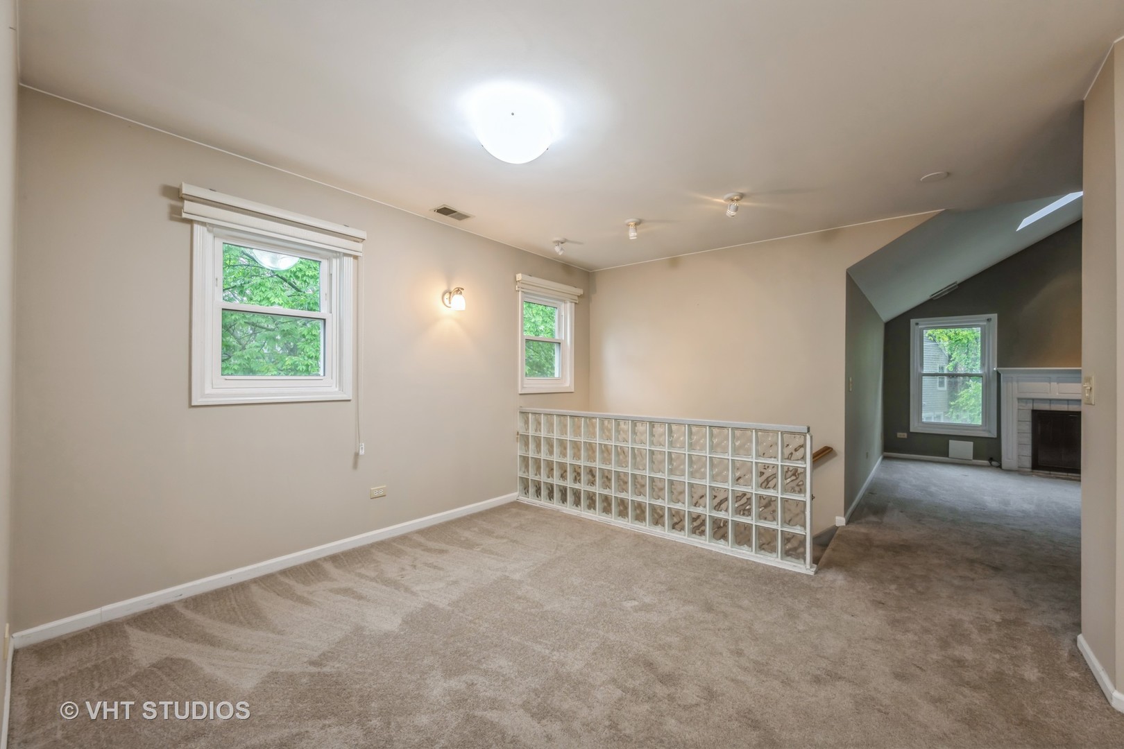 1949 N Charter Point Drive #0, Arlington Heights, IL 60004