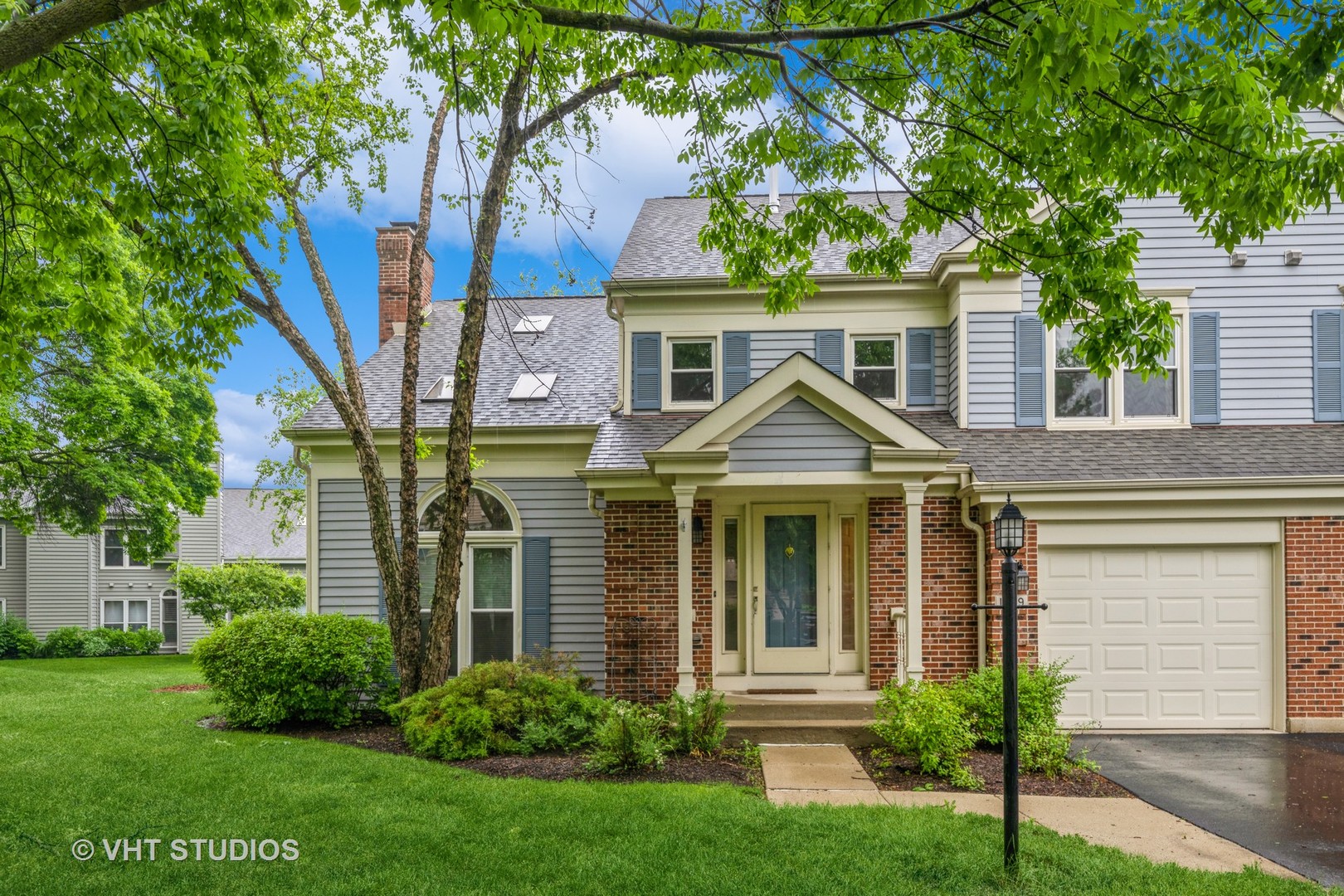 1949 N Charter Point Drive #0, Arlington Heights, IL 60004