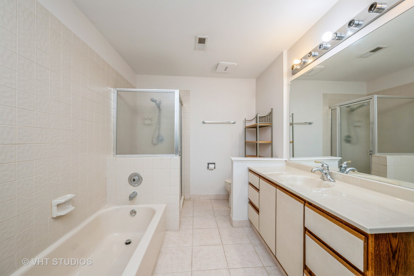 1949 N Charter Point Drive #0, Arlington Heights, IL 60004