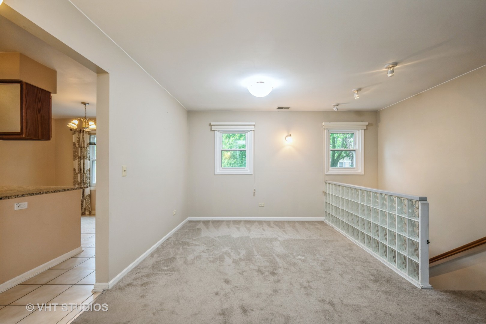 1949 N Charter Point Drive #0, Arlington Heights, IL 60004