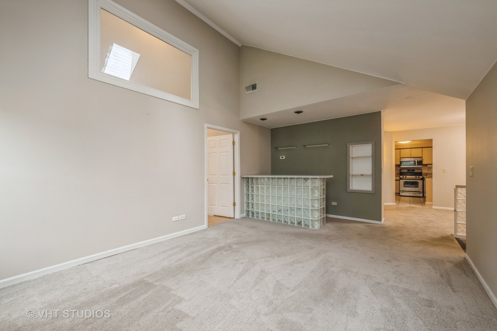 1949 N Charter Point Drive #0, Arlington Heights, IL 60004
